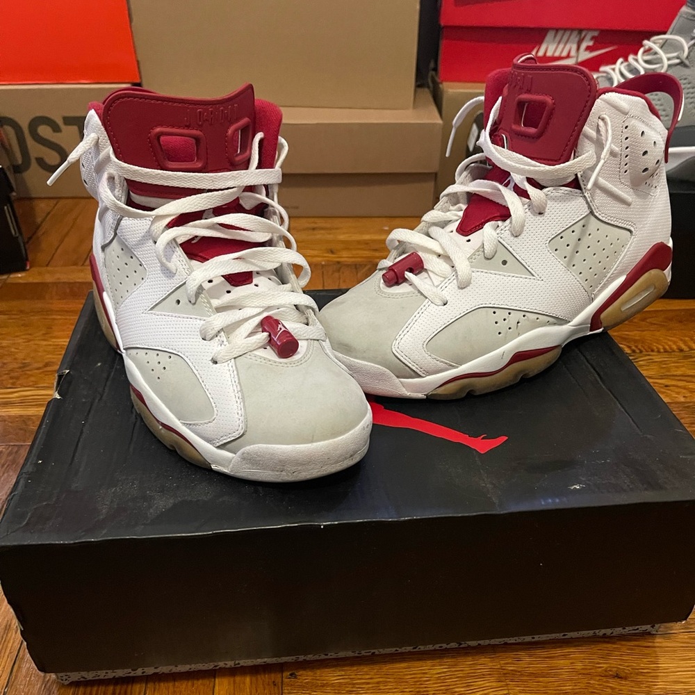 Air Jordan 6 Alternates